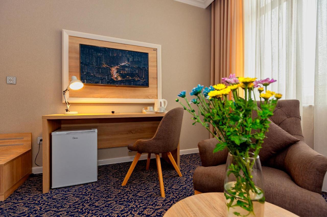 Golden City Hotel Baku Bagian luar foto