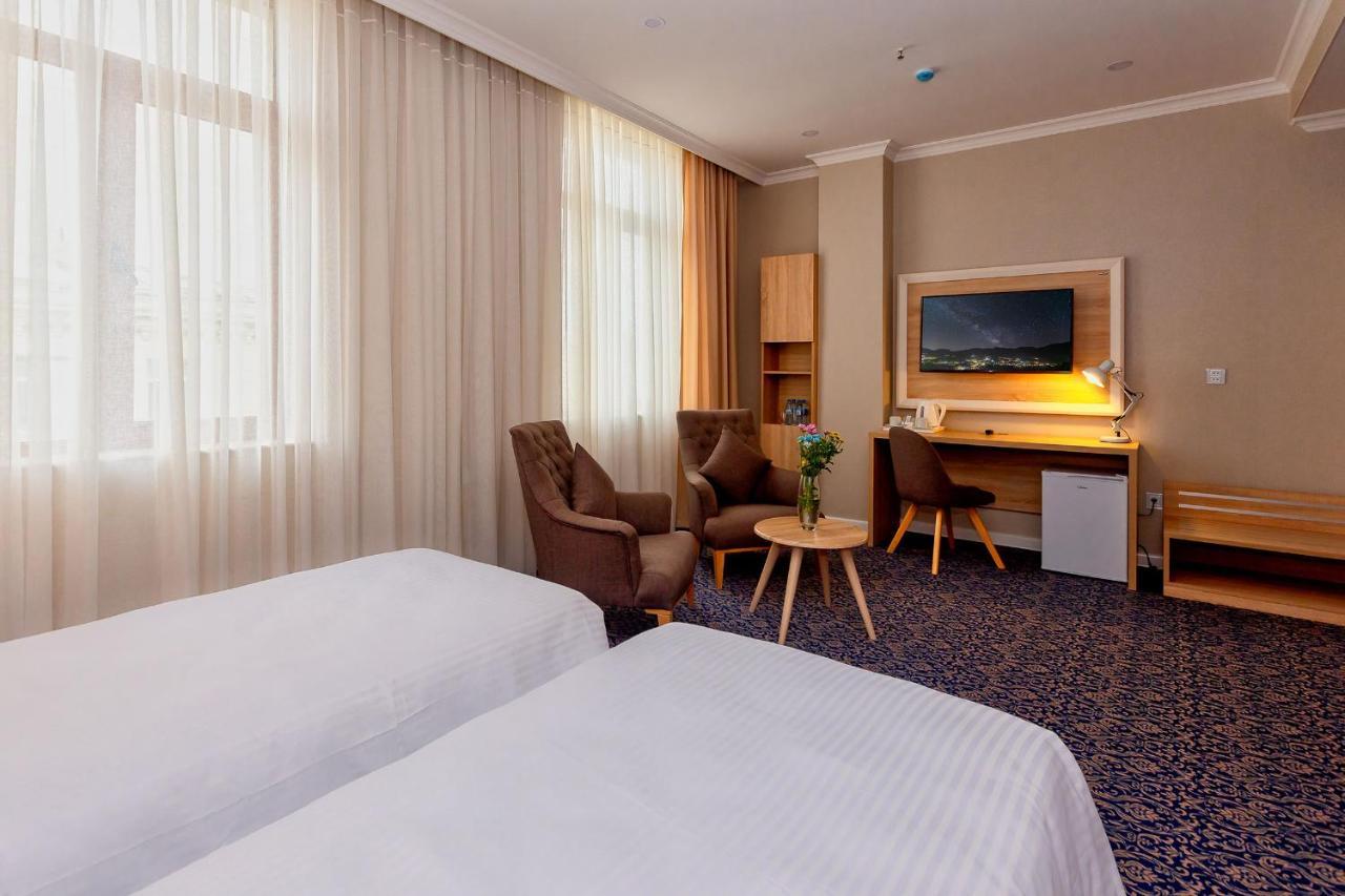Golden City Hotel Baku Bagian luar foto