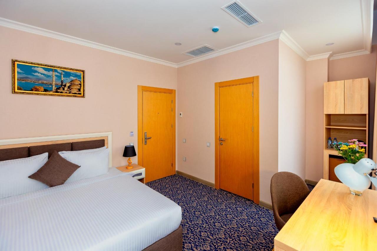 Golden City Hotel Baku Bagian luar foto