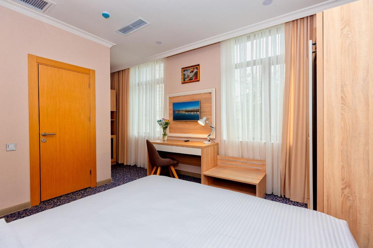 Golden City Hotel Baku Bagian luar foto