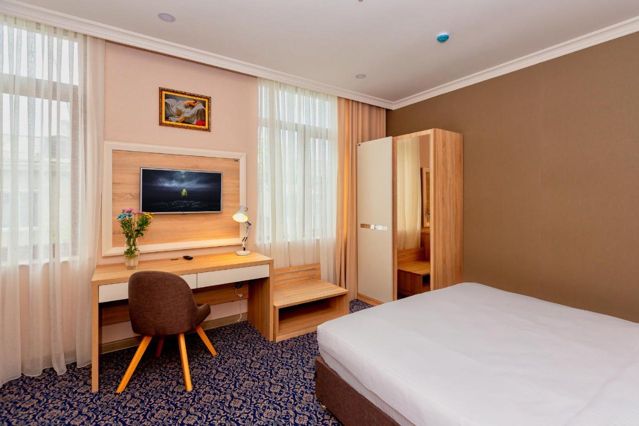 Golden City Hotel Baku Bagian luar foto