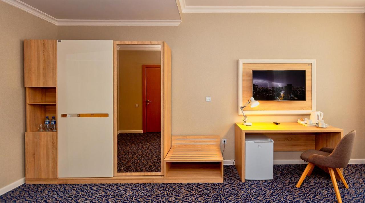 Golden City Hotel Baku Bagian luar foto