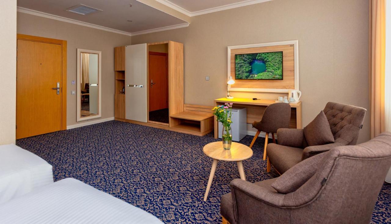 Golden City Hotel Baku Bagian luar foto