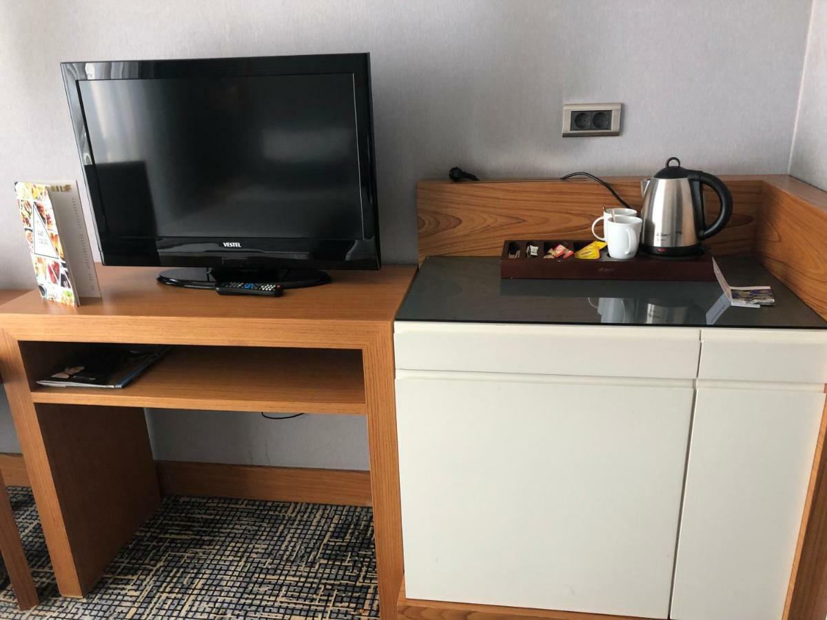 Golden City Hotel Baku Bagian luar foto